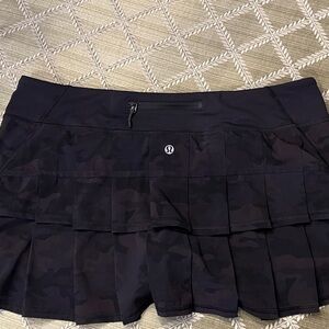 RARE Lululemon Run: Pace Setter Skort size 12 in Savasana Camo